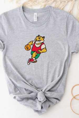 Cheetah Mascot Holding A Basketball Ball PL T-Shirt